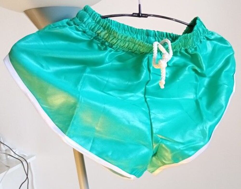 Short Vintage Neuf Nylon Polyamide Vert/Blanc Size S/L 40 Vêtements