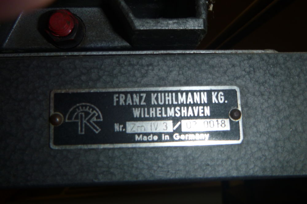 TABLE A DESSIN Meubles