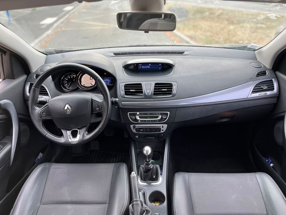 M&eacute;gane 1.4i 16V Authentique 2013 occasion 82000 Montauban