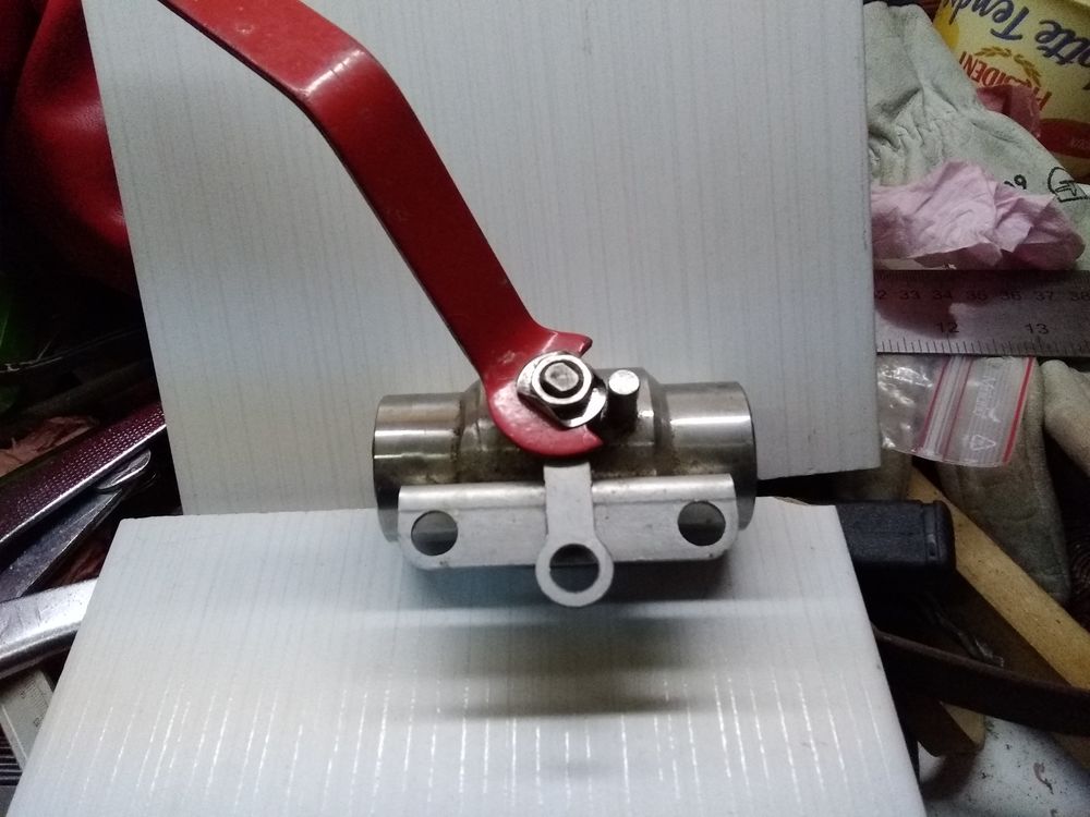 Robinet INOX 15X21 double opercules , double femelle . Bricolage