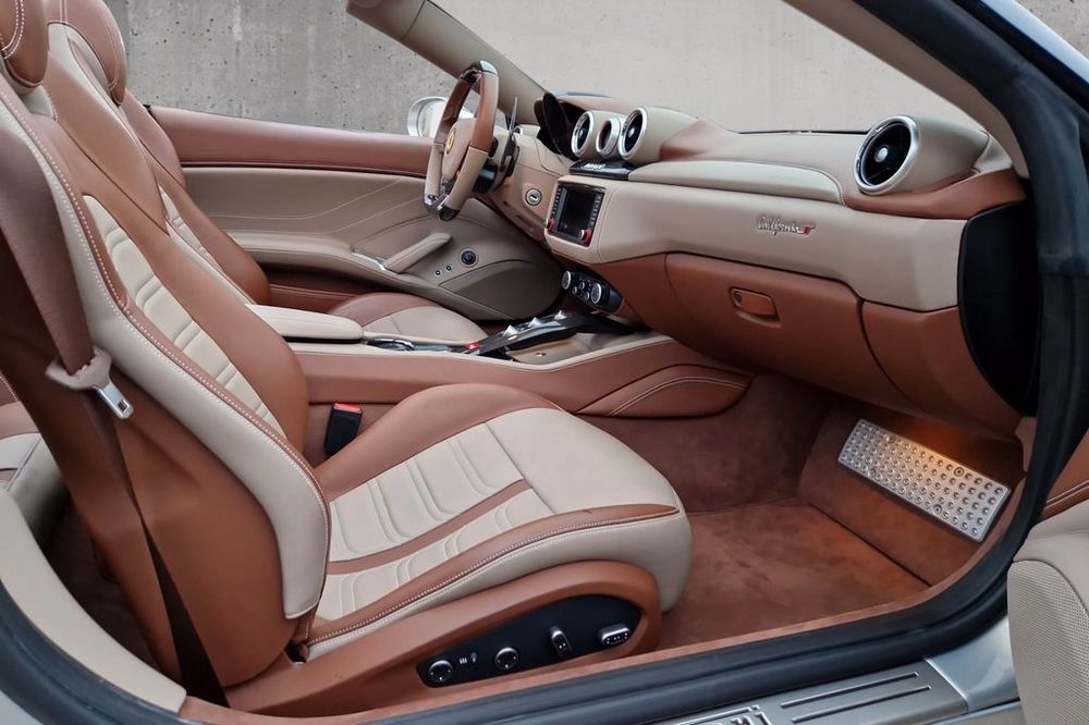 California T V8 4.0 560ch 2016 occasion 69007 Lyon