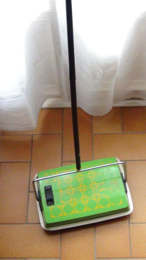 BALAI MECANIQUE BISSELL 5 Montgeron (91)