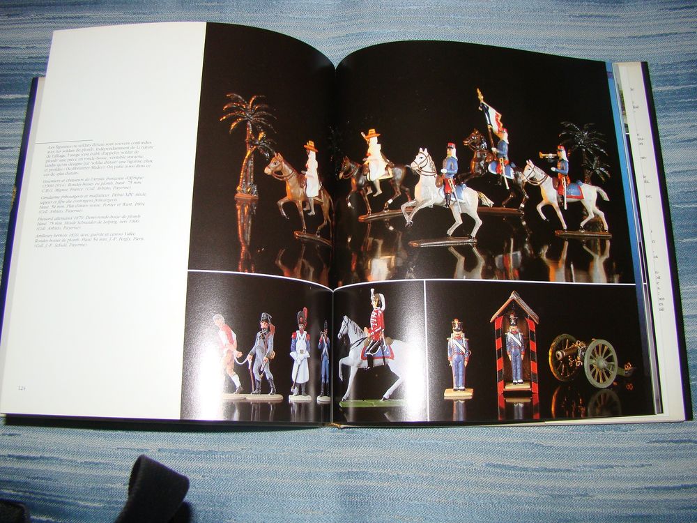 Jouets d'autrefois - Philippe Addor et Suzy Doleyres 1990 Livres et BD