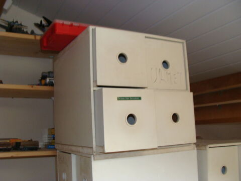 casiers de rangemant modulaire , a 4 tiroirs possible l 10 Frjeville (81)