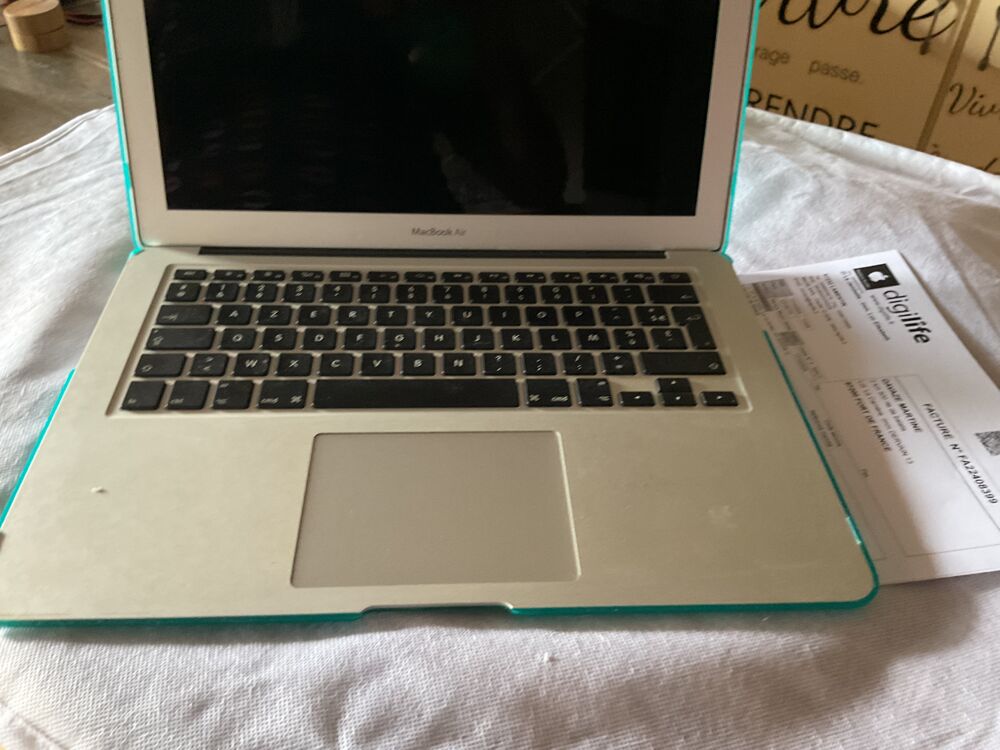 Mac book air pro. 13 pouces. 4giga. D 128 Matériel informatique