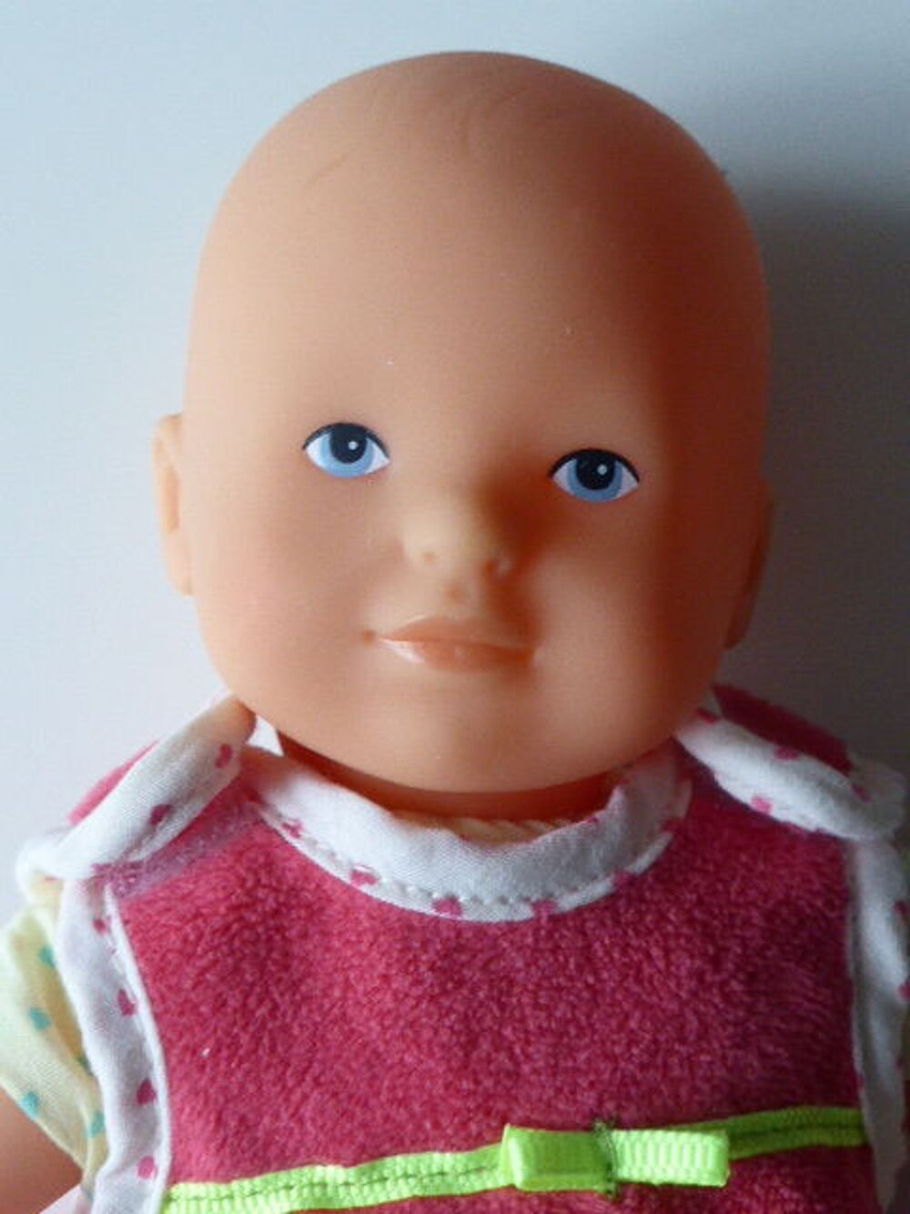 Corolle poup&eacute;e mini calin 2016 corps jaune et sa turbulette Jeux / jouets