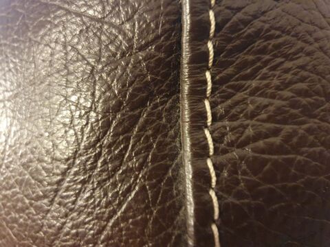 Salon cuir trs bon tat 250 Lure (70)