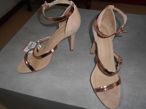 chaussures découvertes escarpins femme P38 Zara 10 Échenoz-la-Méline (70)
