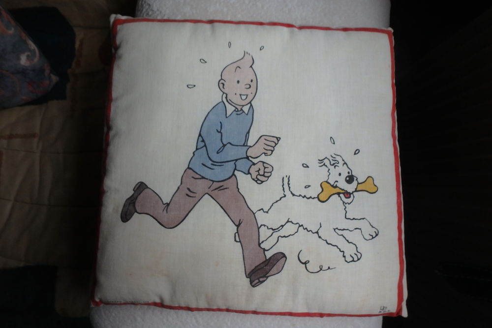 Coussin plat vintage Tintin, Lombard, Herg&eacute; 1979 