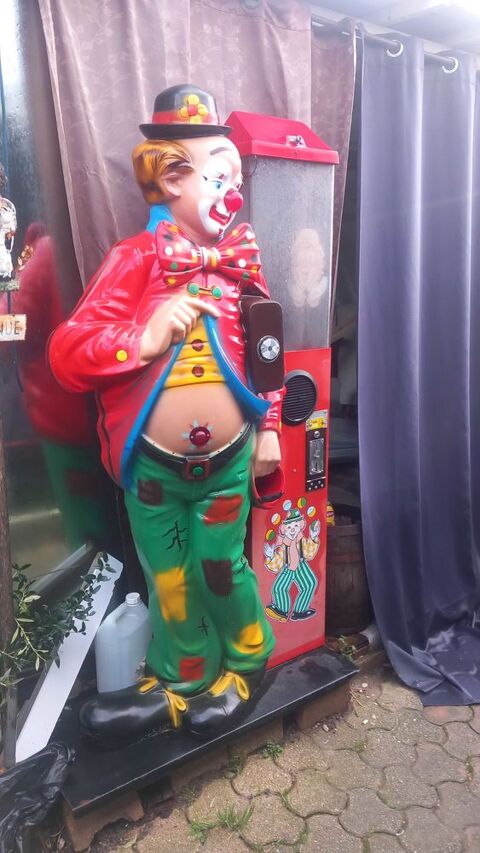 clown de forain 350 Saint-Maurice-de-Gourdans (01)