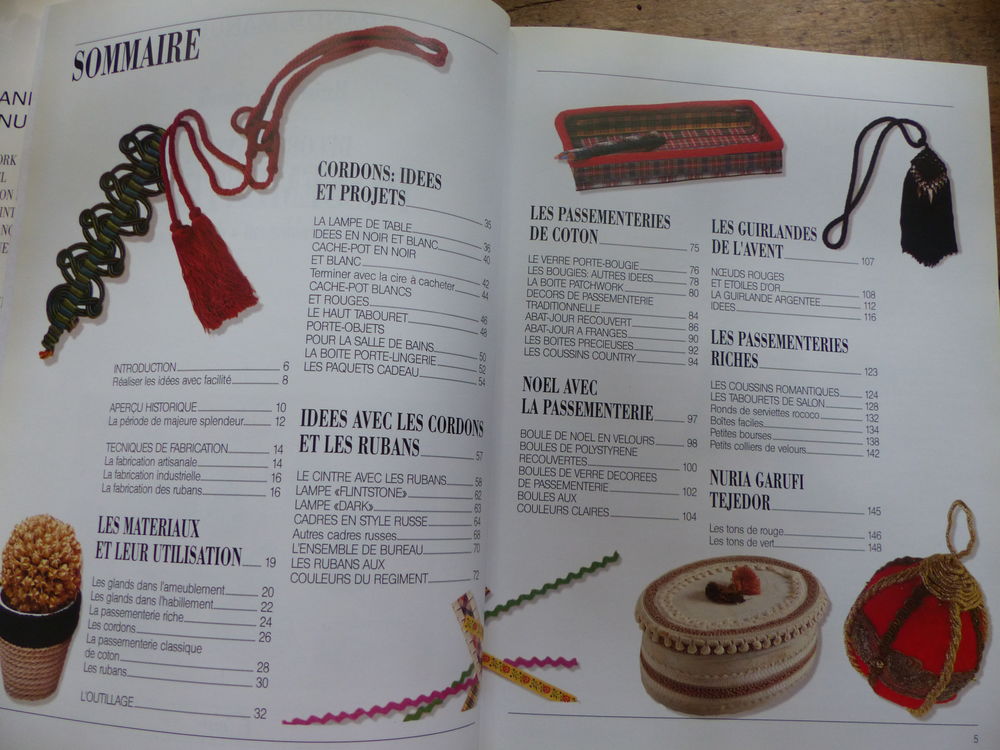 Le grand Manuel : DECORER AVEC LA PASSEMENTERIE (Neuf) Livres et BD