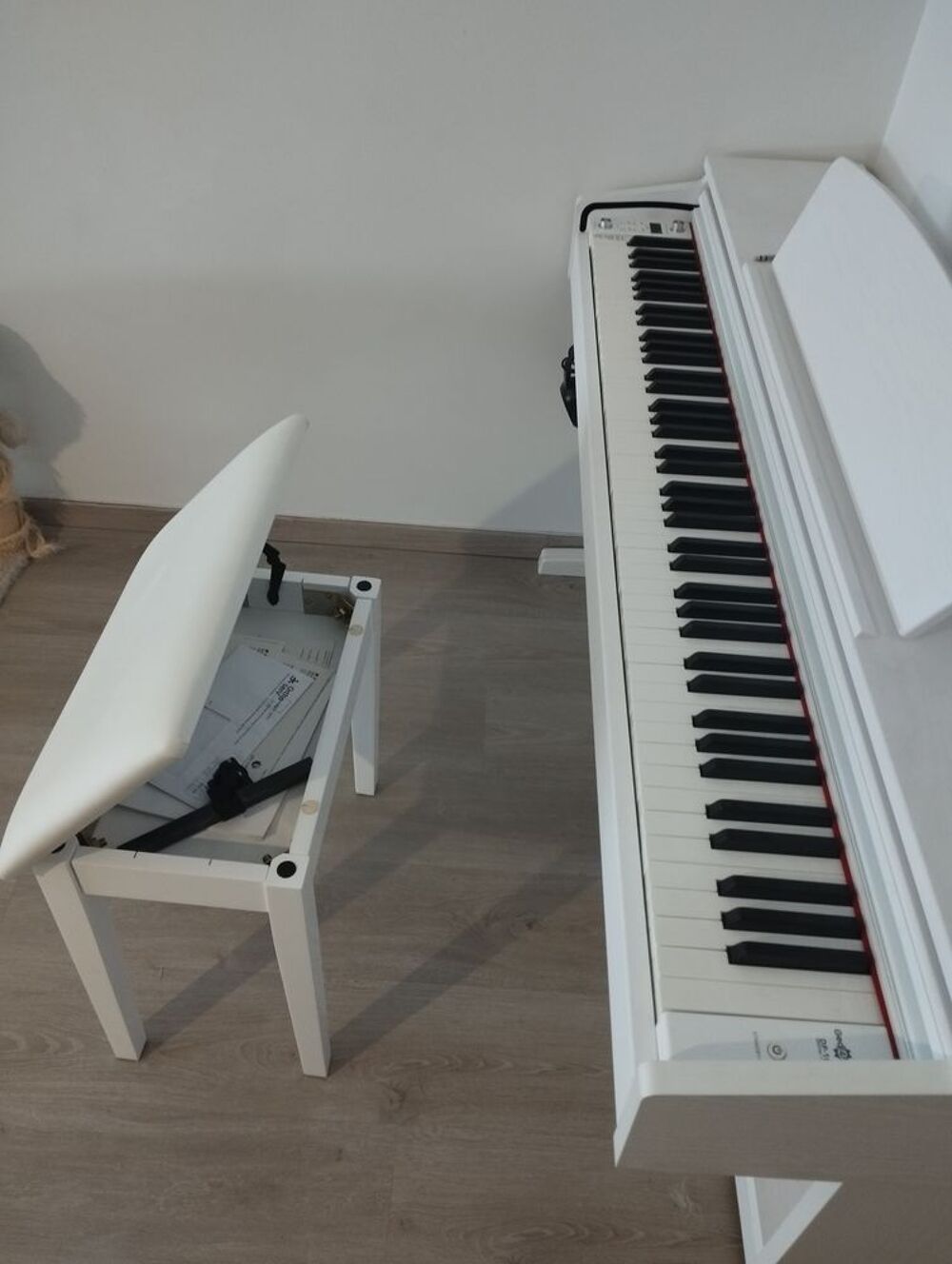 Piano + tabouret + casque audio Instruments de musique