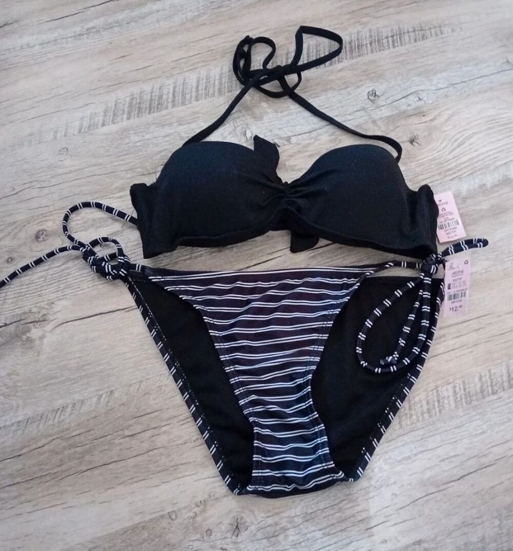 Maillot de bain 2 pi&egrave;ce Taille XS Vêtements