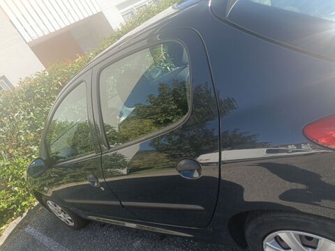 Peugeot 206 1.4 HDi 70ch BLUE LION Géné