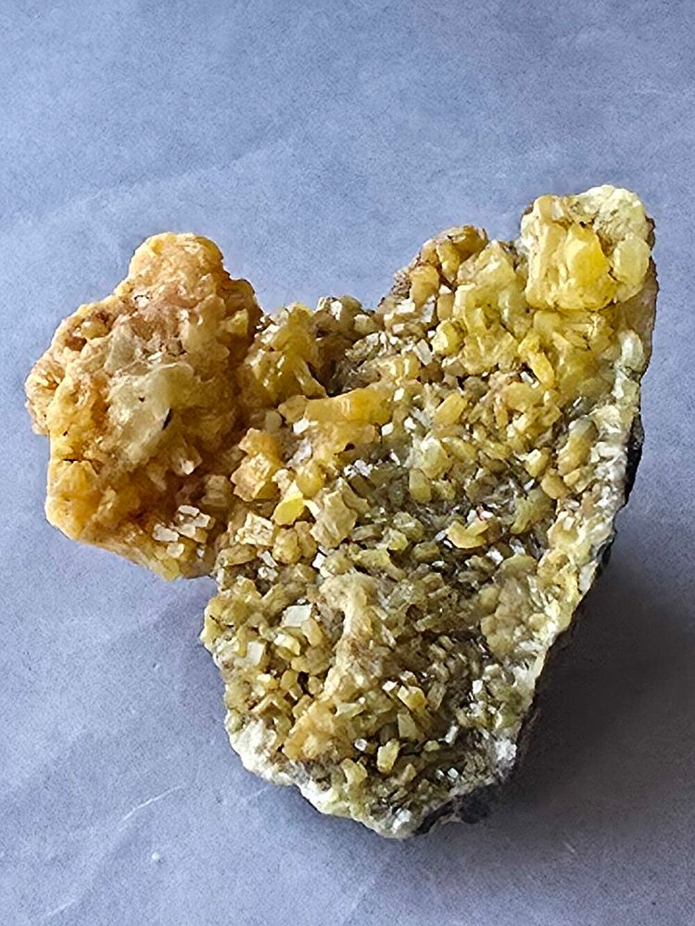 Min&eacute;ral Pyromorphite du Katanga RDC-Pi&egrave;ce de Collection 52g 
