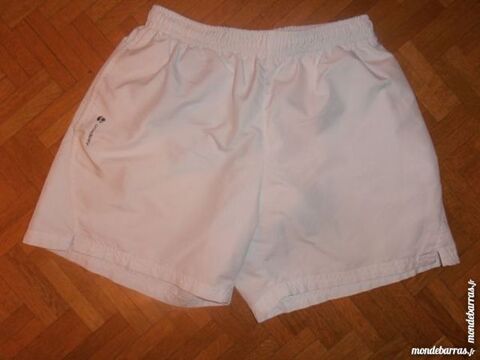 Short ARTENGO (52) 3 Tours (37)