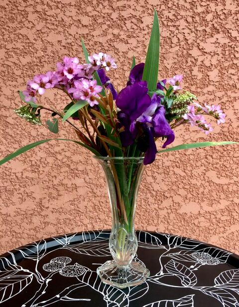Vase Tulipe vintage ; Vase  col ouvert ; tat comme neuf 12 Merville (31)