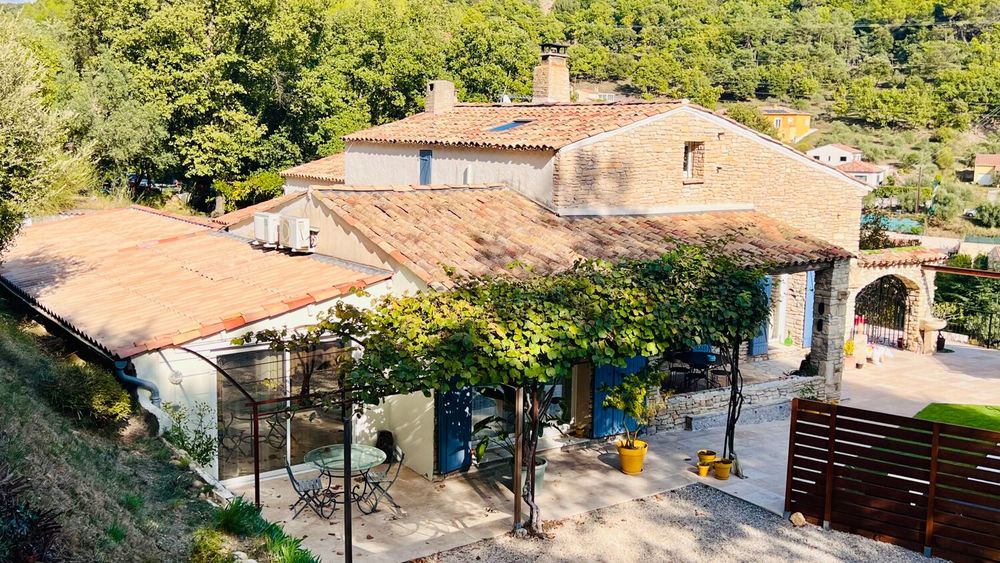 Vente Maison MAGNIFIQUE MAISON DE CARACTERE DANS UN ECRIN DE VERDURE Villeneuve