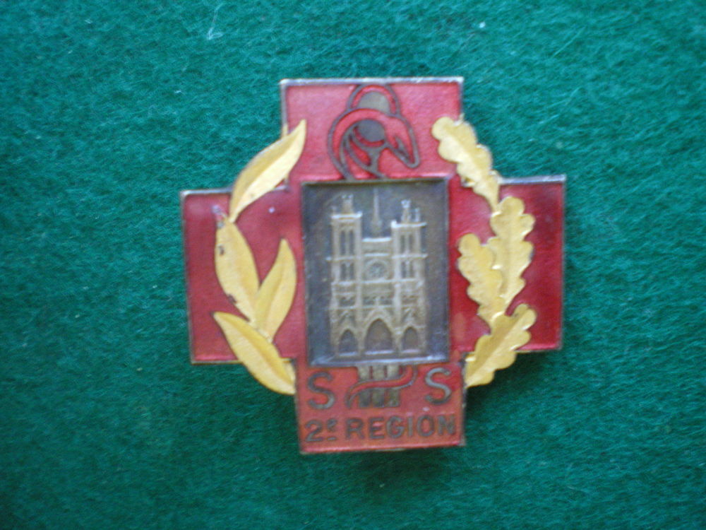 Insigne de Sant&eacute; - Service de Sant&eacute; 2&deg; R&eacute;gion. 