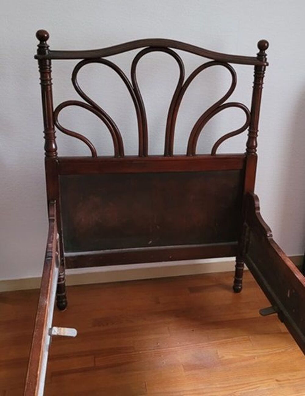 LIT Ancien Bois bois courb&eacute; Thonet de 90 Meubles