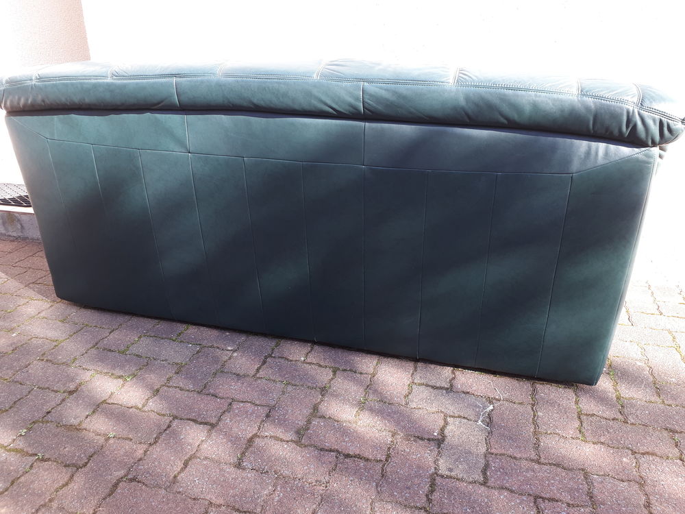 Canap&eacute; et fauteuil cuir Meubles