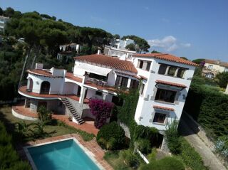 Location  Maison - Villa 