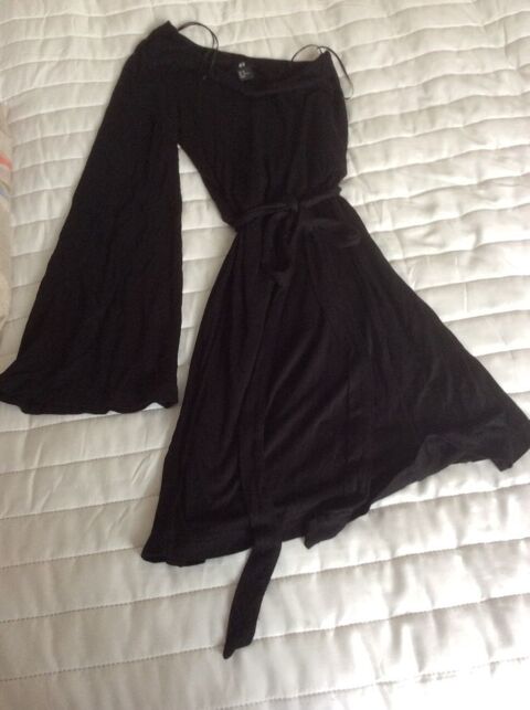 Vtements taille s 10 Mrignac (33)