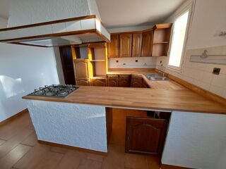  Maison à louer 4 pièces 180 m²