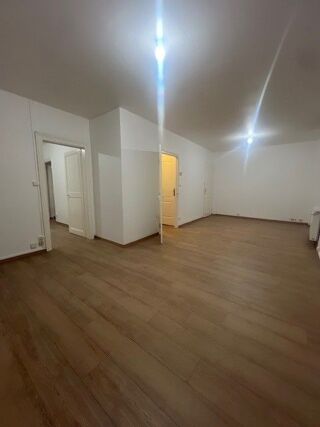  Appartement � louer 5 pi�ces 80 m�