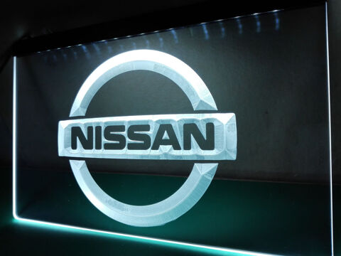 Enseigne lumineuse de voiture Nissan
40 Nancy (54)