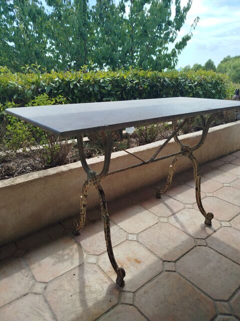 Table bistrot vintage des années 30 en fonte Seillans (83)