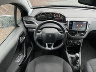 208 5p Signature PureTech 1.2 82 cv 2019 occasion 87280 Limoges