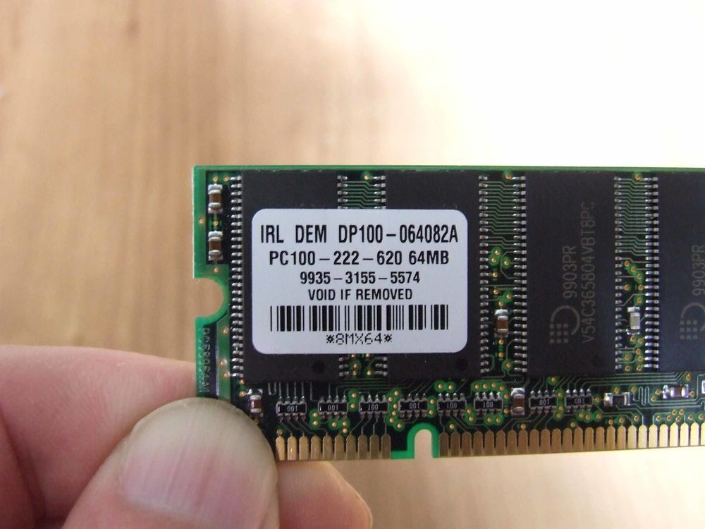 Barrette m&eacute;moire IRL DEM, 64MB, 184 broches, TBE Matériel informatique