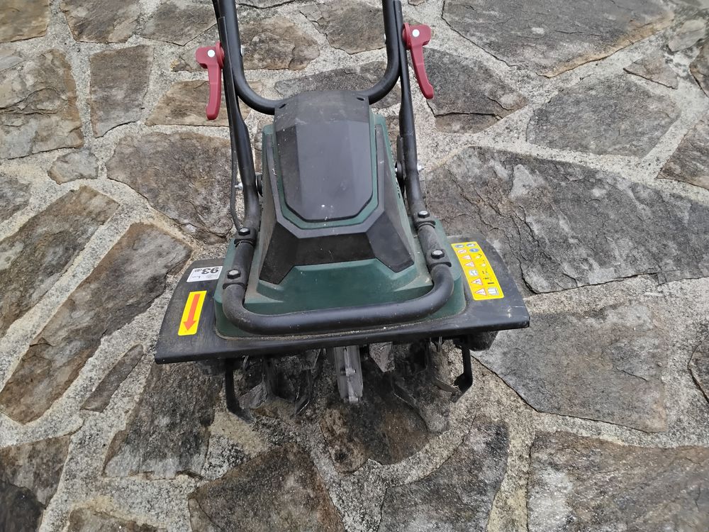 Motobineuse Jardin