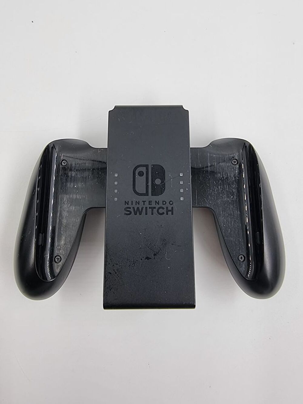 Console Nintendo Switch (model HAC-001) grise compl&egrave;te Consoles et jeux vidéos