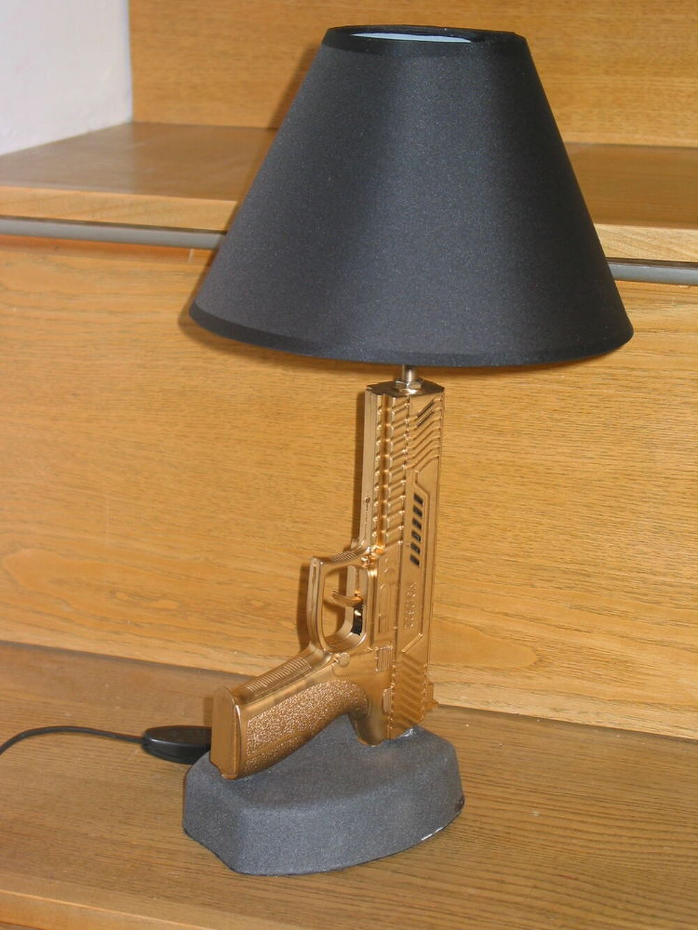 LAMPE GUN DESIGN COLT SIG SAUER abat jour chevet bureau tabl Electroménager