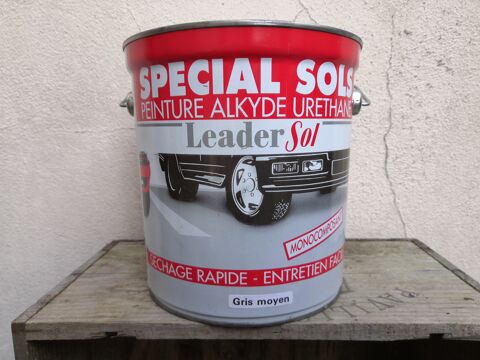 PEINTURE neuve *GRIS moyen* pour sol et tous support poreux 49 Thorigny-sur-Marne (77)