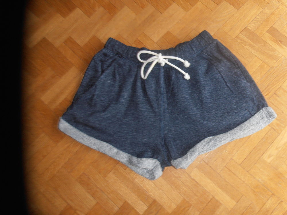 Short bleu gris&eacute; (52) Vêtements