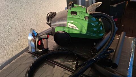 Aspirateurvapeur turbo jet  1180 Montpellier (34)