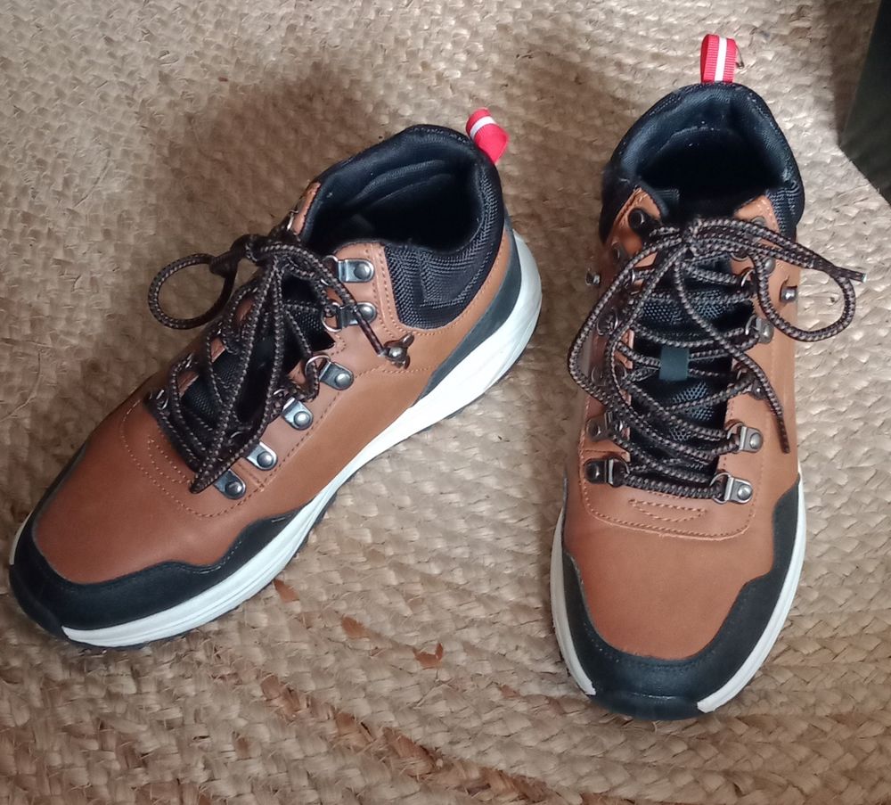chaussure &agrave; lacets Champion - taille 40 - neuve Vêtements