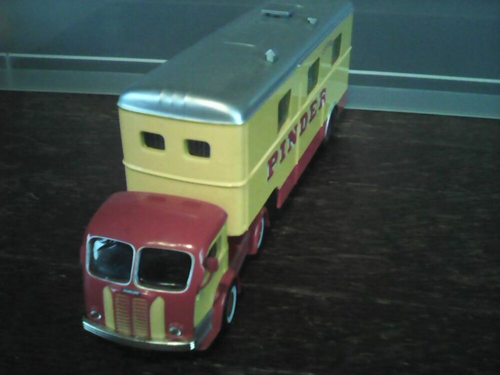 Camion Panhard Remorque Cuisine Pinder 