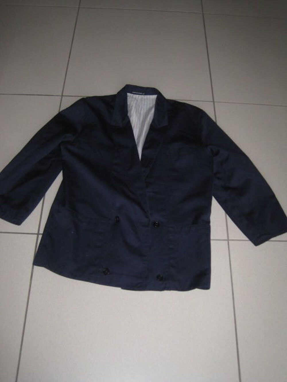 costume habill&eacute; Vtements