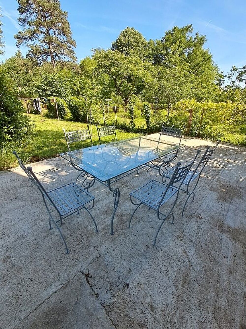 Salon de jardin m&eacute;tal et verre, 6 chaises, grand plateau en Jardin