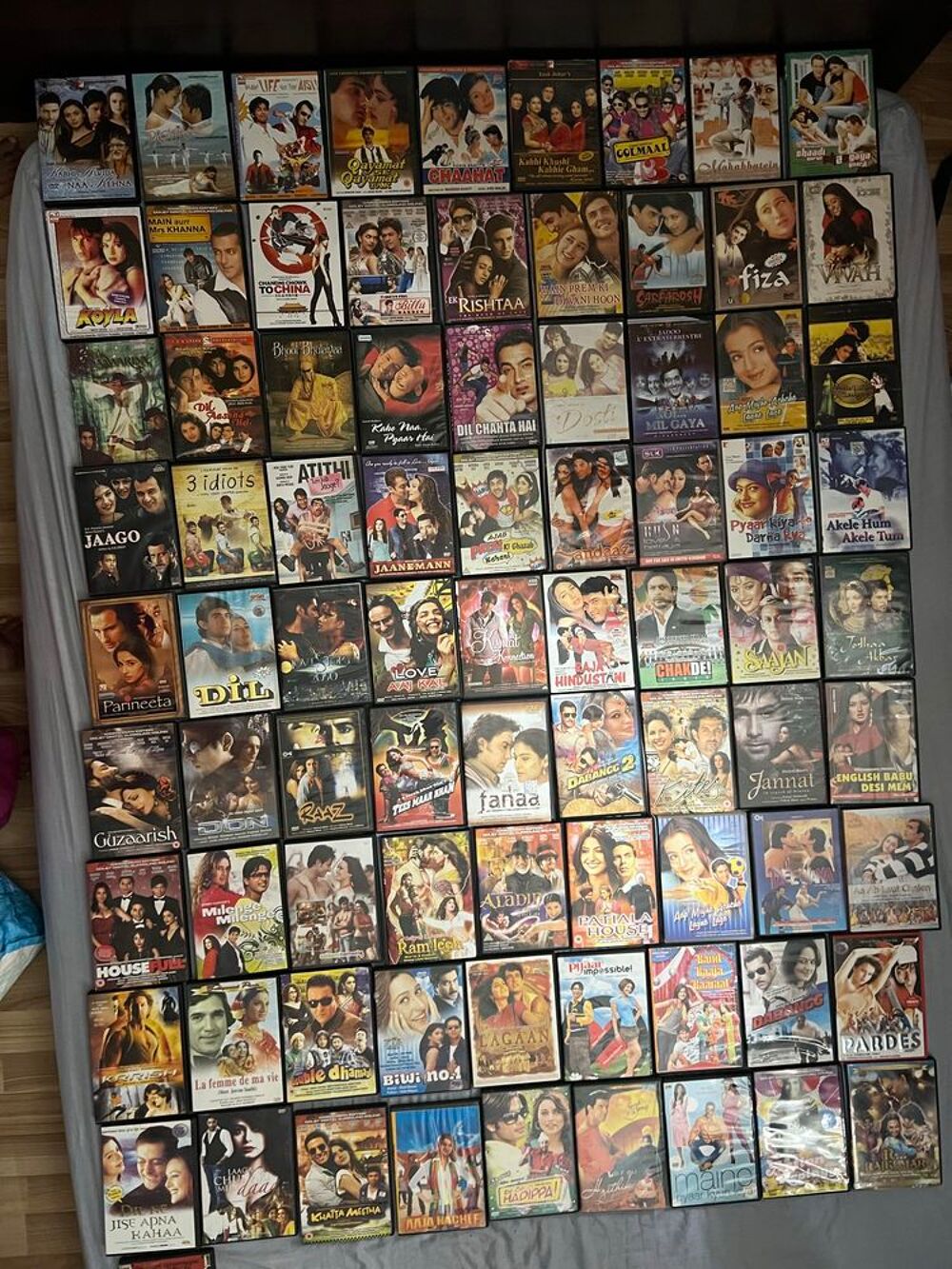 lot 82 films bollywood DVD et blu-ray