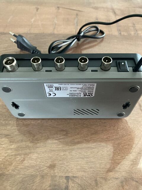 amplificateur de signal t v 15 Hricourt (70)