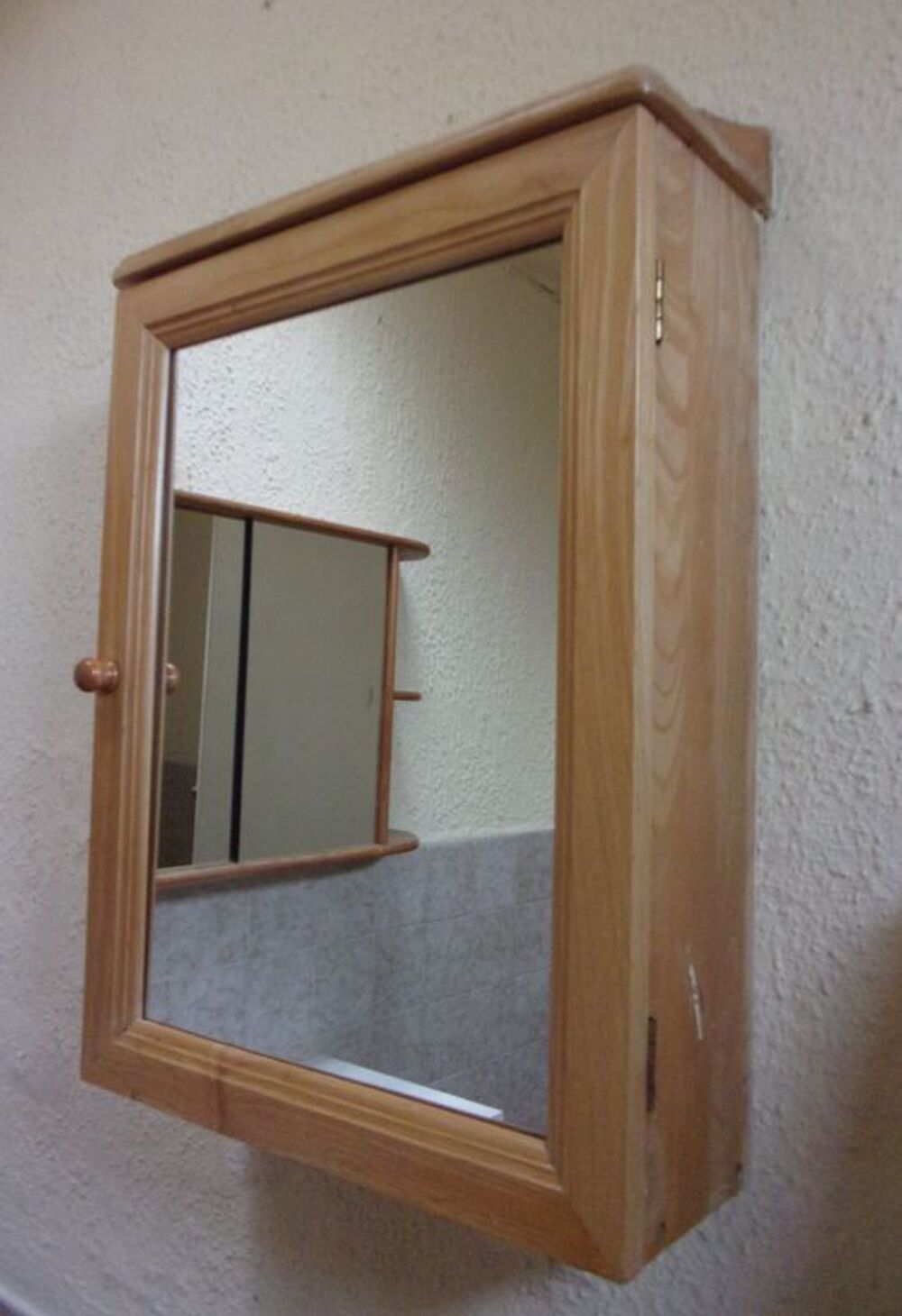Armoire salle de bain avec miroir Meubles