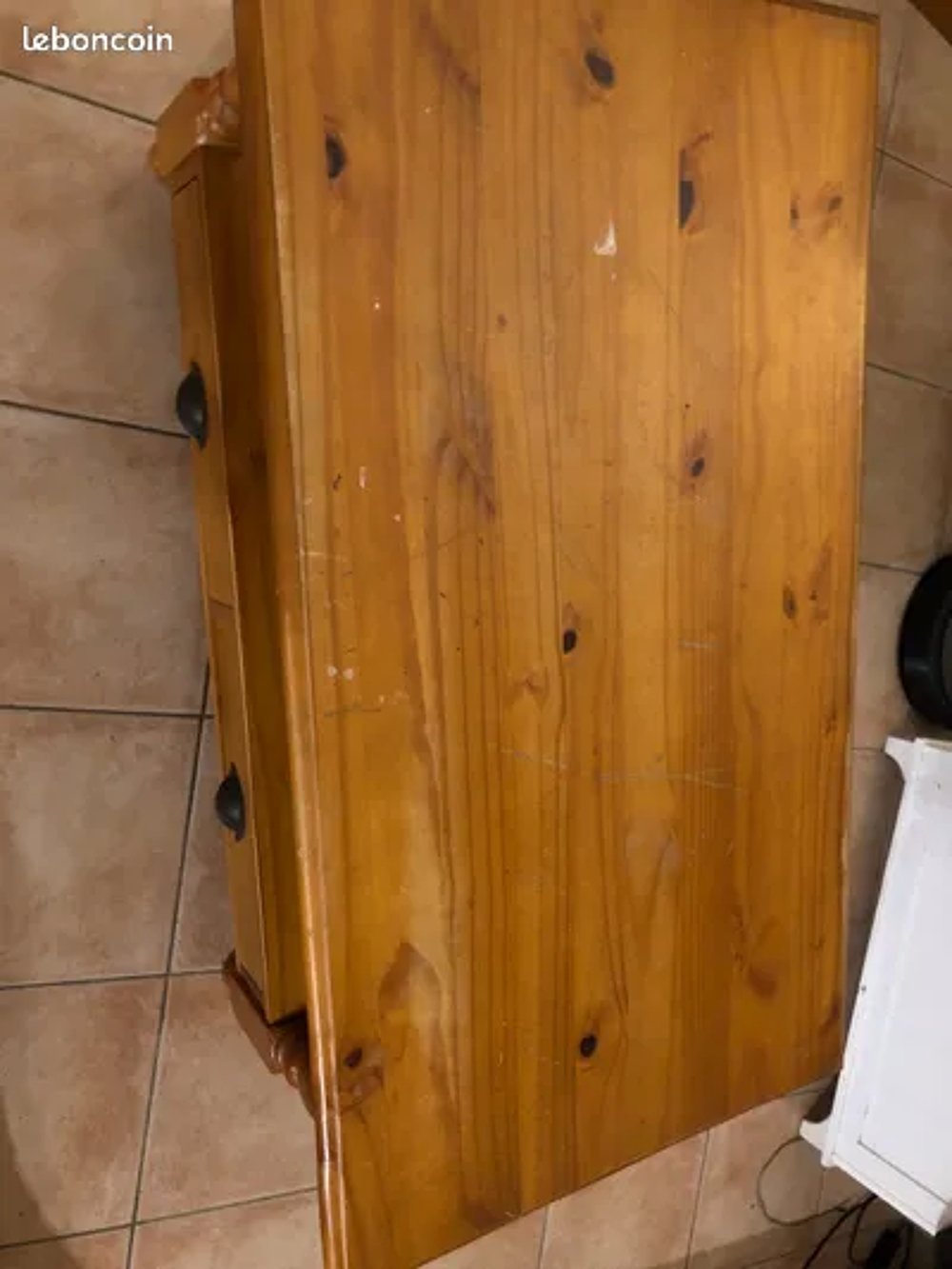 Table basse de salon en pin en bon &eacute;tat &agrave; 80 euros Meubles