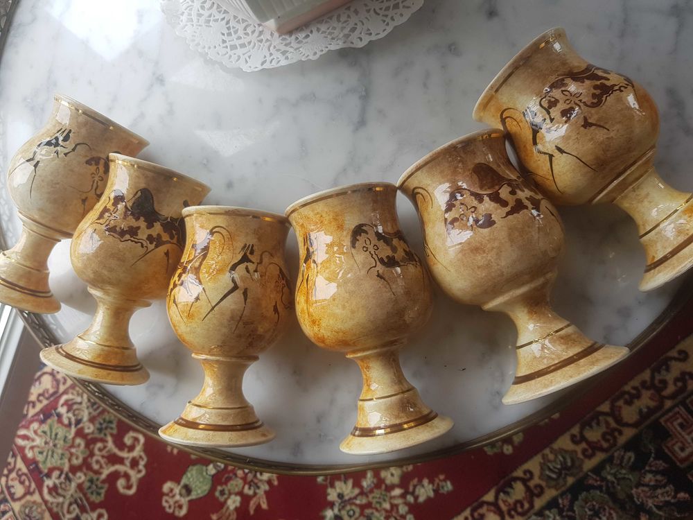 six gobelets originaux Décoration