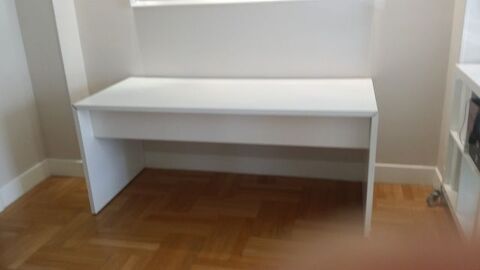 Grande bureau quasi neuf. 20 Nice (06)