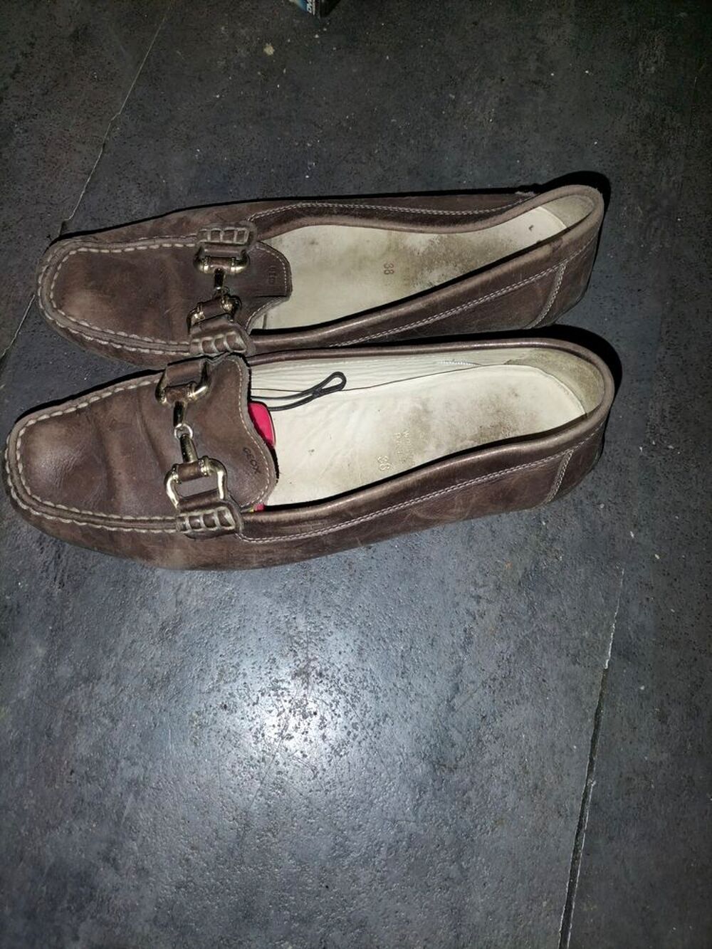 Mocassins cuir Geox pointure 38 tr&egrave;s bon &eacute;tat Chaussures